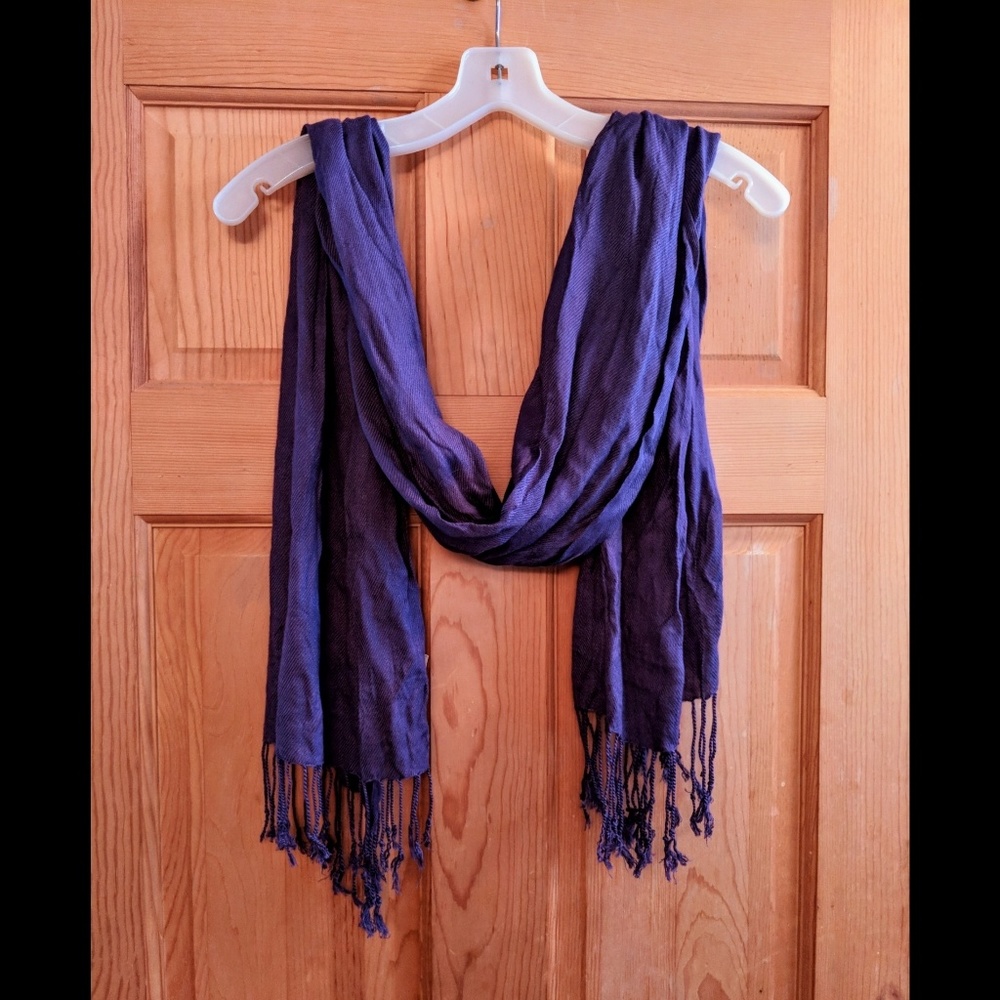 🌟FREE* Purple Scarf